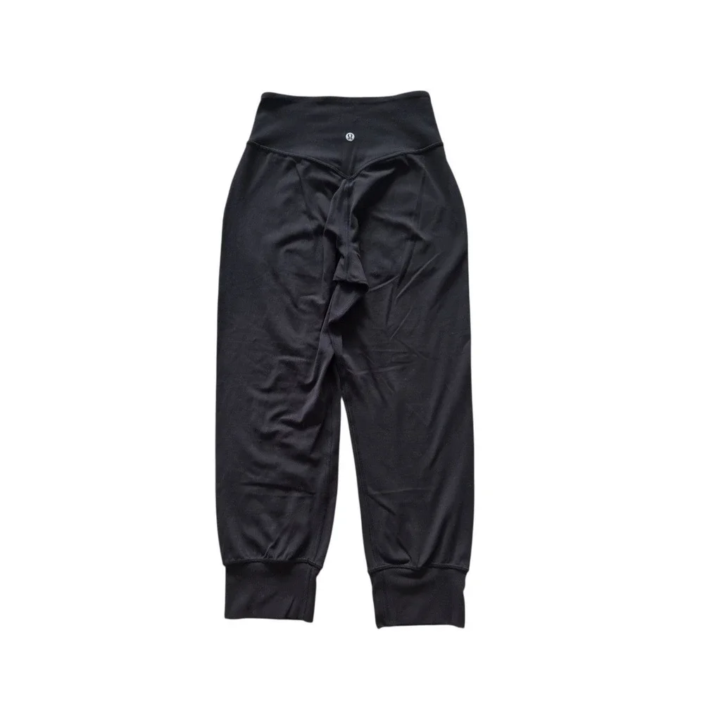 Lululemon Align High-Rise Joggers Cropped Sz 2 Black Nulu Soft Stretch Yoga Pant